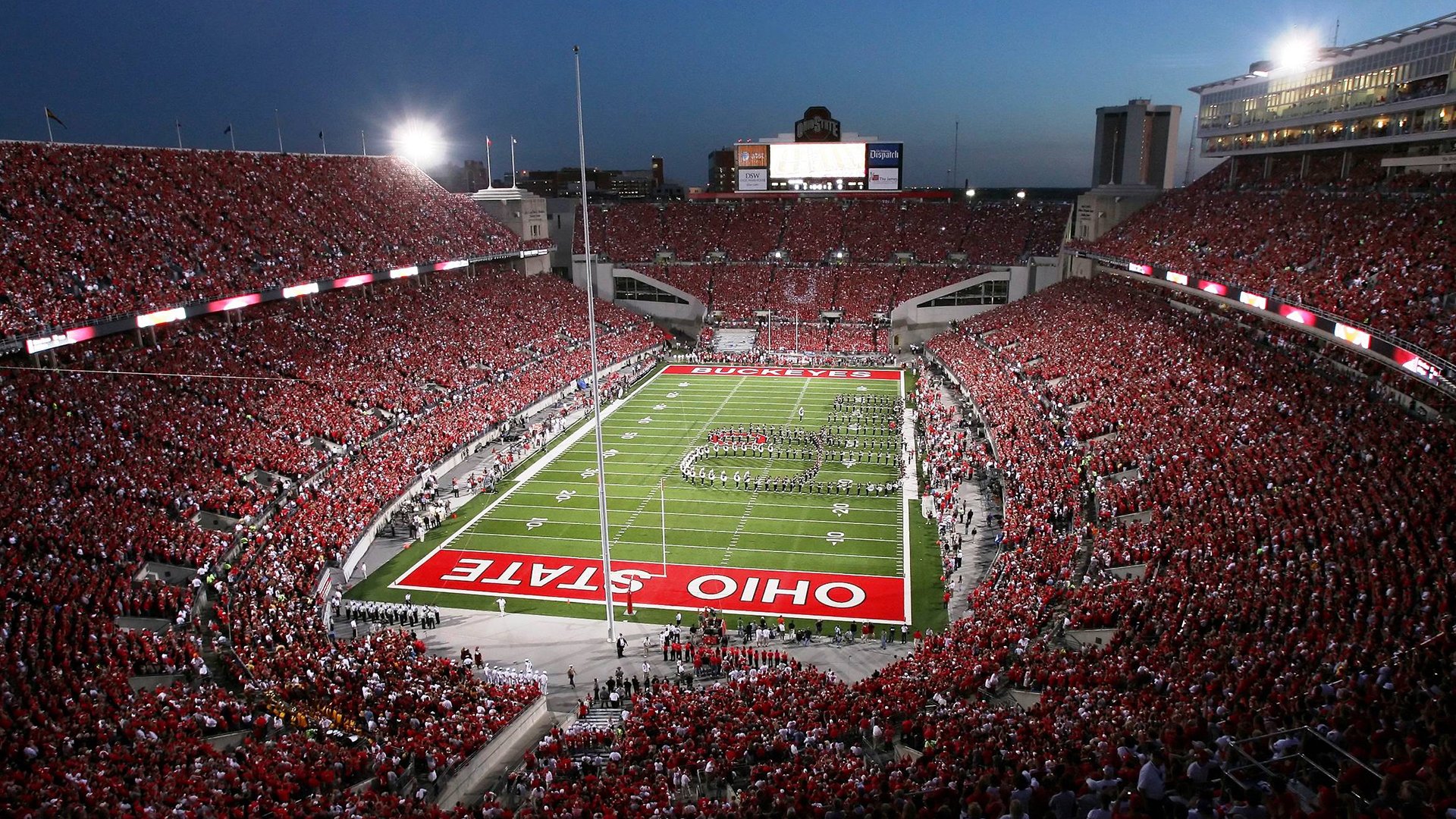 F1年度争冠之夜，福克斯关键时刻站出来